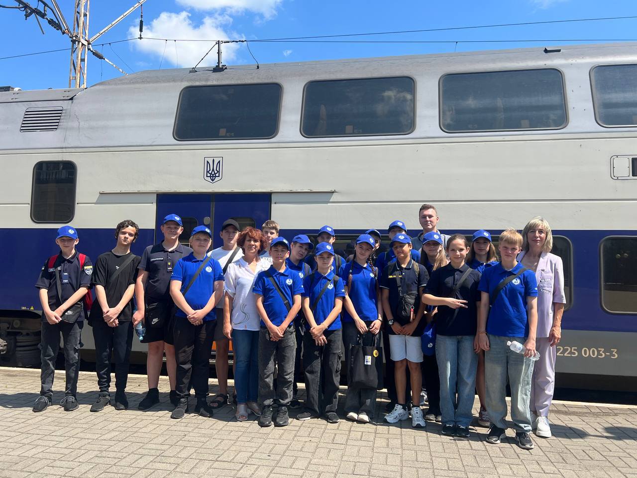 Групове фото дитячої залізниці